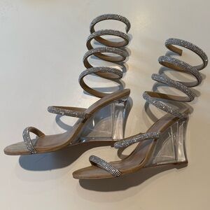 FUN! Jennifer Lopez Silver Spiral Heels